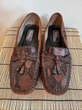 St. John’s Bay Outfitters Women’s Driving Loafers – Size 8.5M